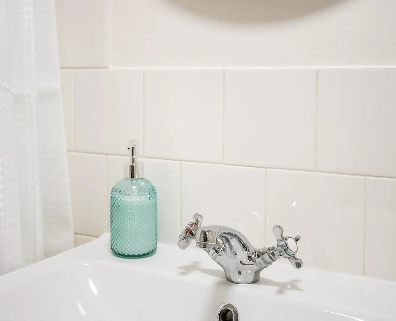 Modern 2Br Apt - Close To Trinity Bellwoods Park Apartment Toronto