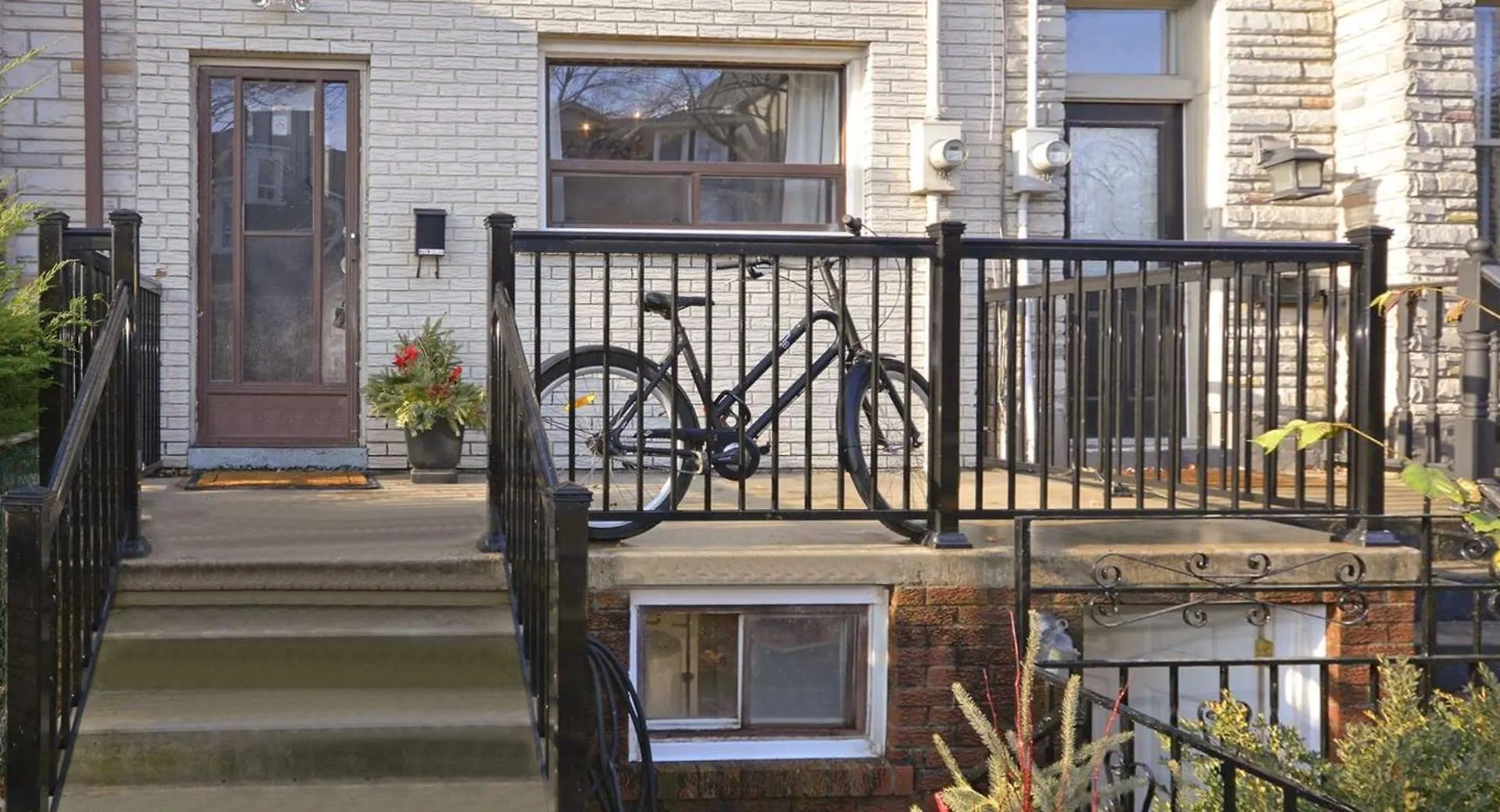 Modern 2Br Apt - Close To Trinity Bellwoods Park Apartment Toronto Canada